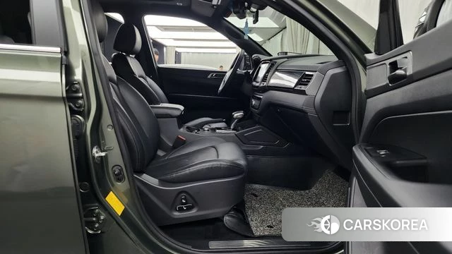 Ssangyong The New Rexton Sports Cannes 2022 Темно-зеленый из Кореи, фото 2