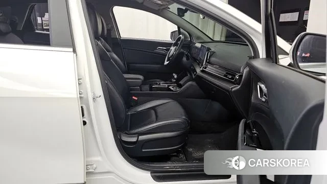 Kia Sportage 5th Generation 2022 Белый из Кореи, фото 2