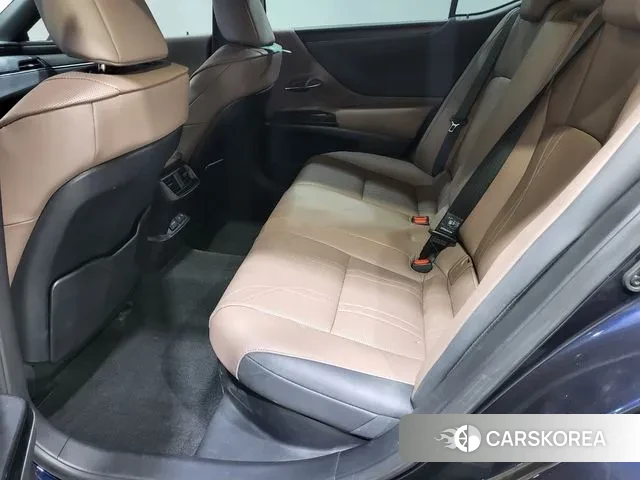 Lexus ES300h 7th generation 2023 Синий из Кореи, фото 2