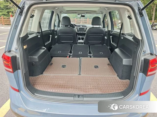Volkswagen Touran L 2021 Другой из Китая, фото 2