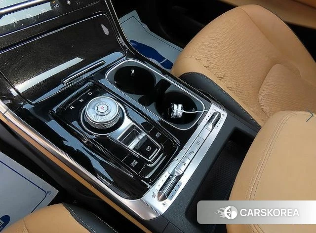 Kia Carnival 4th generation 2023 Белый из Кореи, фото 2