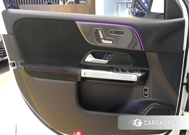 Mercedes-Benz GLB-Class X247 2024 Белый из Кореи, фото 2