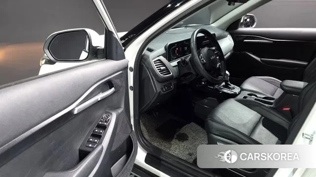 Kia The New Seltos 2023 Белый из Кореи, фото 2