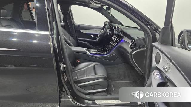 Mercedes-Benz GLC-Class X253 2022 Черный из Кореи, фото 2
