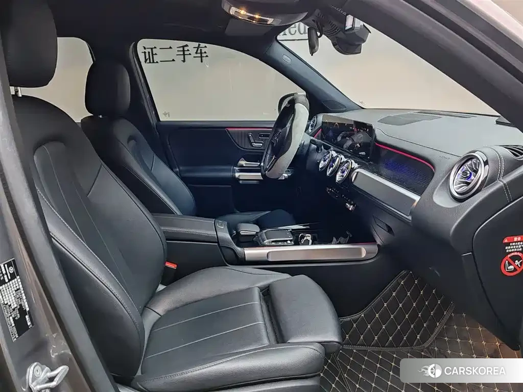 Mercedes-Benz EQB 2023 Silver/gray из Китая, фото 2