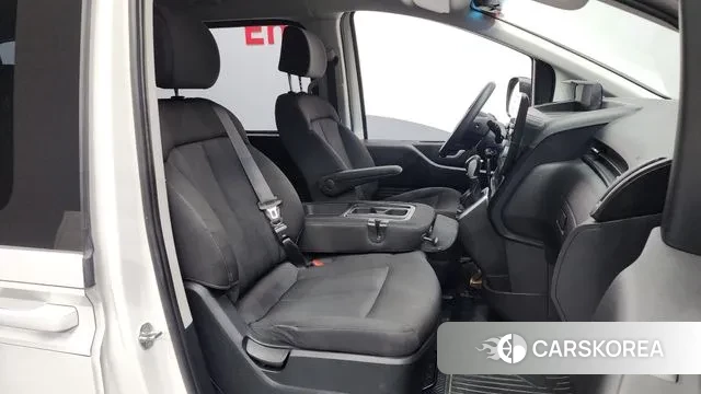 Hyundai Staria 2021 Белый из Кореи, фото 2