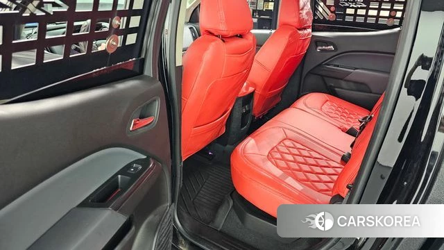 Chevrolet (GM Daewoo) Real New Colorado 2021 Черный из Кореи, фото 2