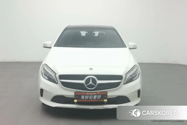 Mercedes-Benz Class A (imported) 2018 Белый из Китая, фото 2