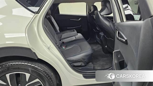 Kia EV6 2023 Жемчужный цвет из Кореи, фото 2