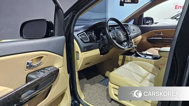 Kia The New Carnival 2019 Черный из Кореи, фото 2