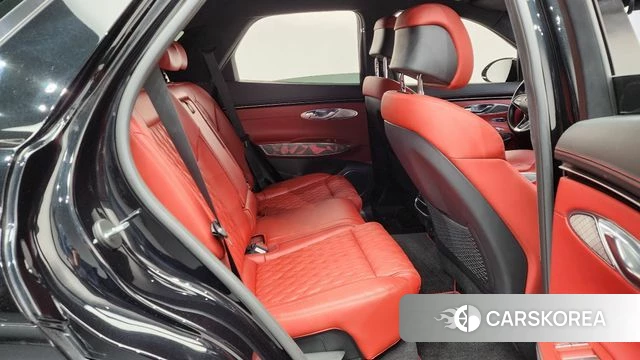 Genesis GV70 2021 Черный из Кореи, фото 2
