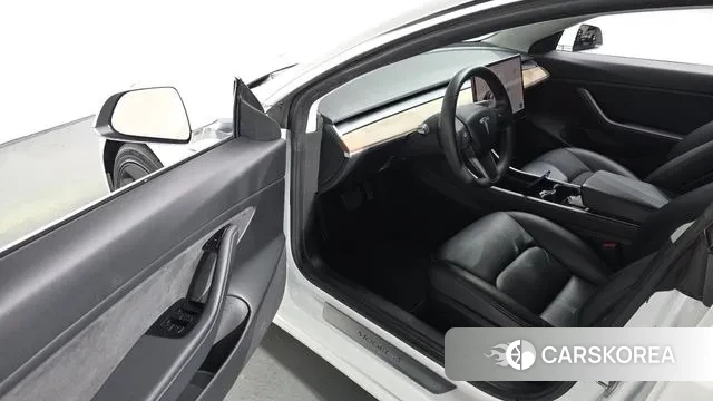 Tesla Model 3 2020 Белый из Кореи, фото 2