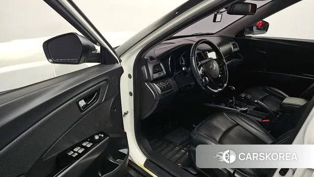 Ssangyong Tivoli Armor 2018 Белый из Кореи, фото 2