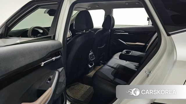 Kia Seltos 2022 Белый из Кореи, фото 2