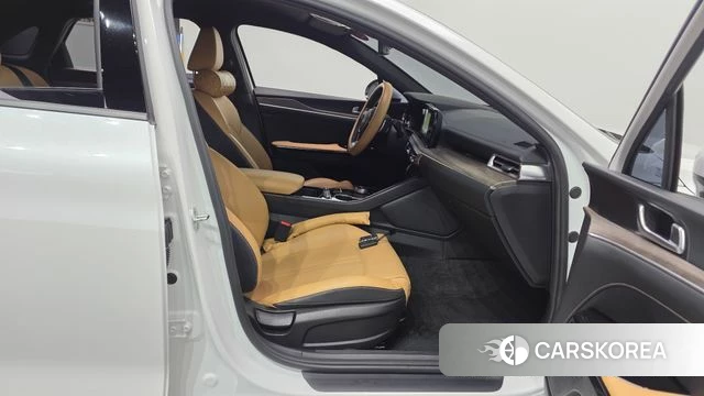 Kia K5 3rd generation 2022 Белый из Кореи, фото 2