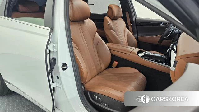 Genesis G80 (RG3) 2022 Белый из Кореи, фото 2