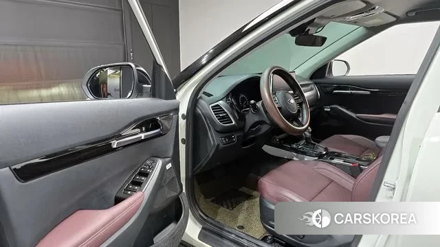 Kia Seltos 2021 Белый из Кореи, фото 2