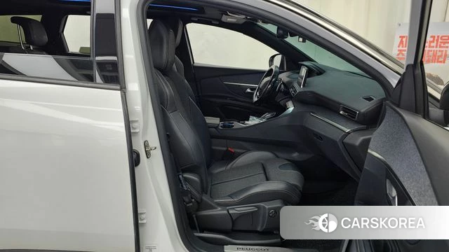 Peugeot 5008 second generation 2018 Белый из Кореи, фото 2
