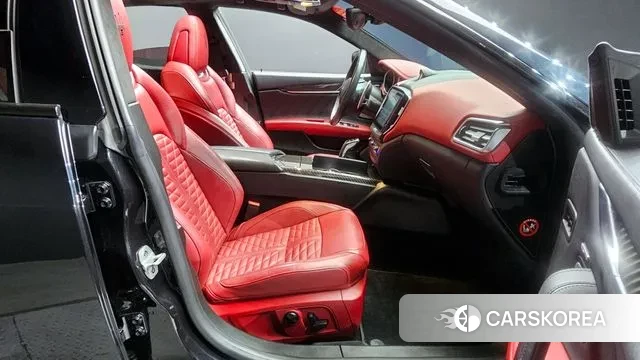 Maserati Ghibli 2019 Серый из Кореи, фото 2