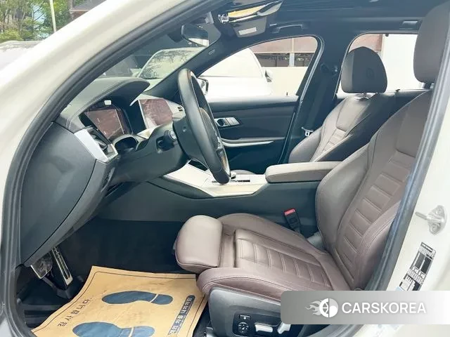 BMW 3 Series (G20) 2022 Белый из Кореи, фото 2