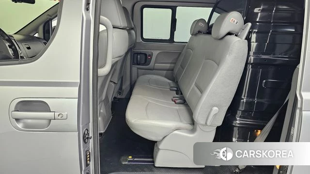 Hyundai The New Grand Starex 2021 Серебряный из Кореи, фото 2