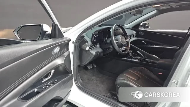 Hyundai Avante (CN7) 2022 Белый из Кореи, фото 2