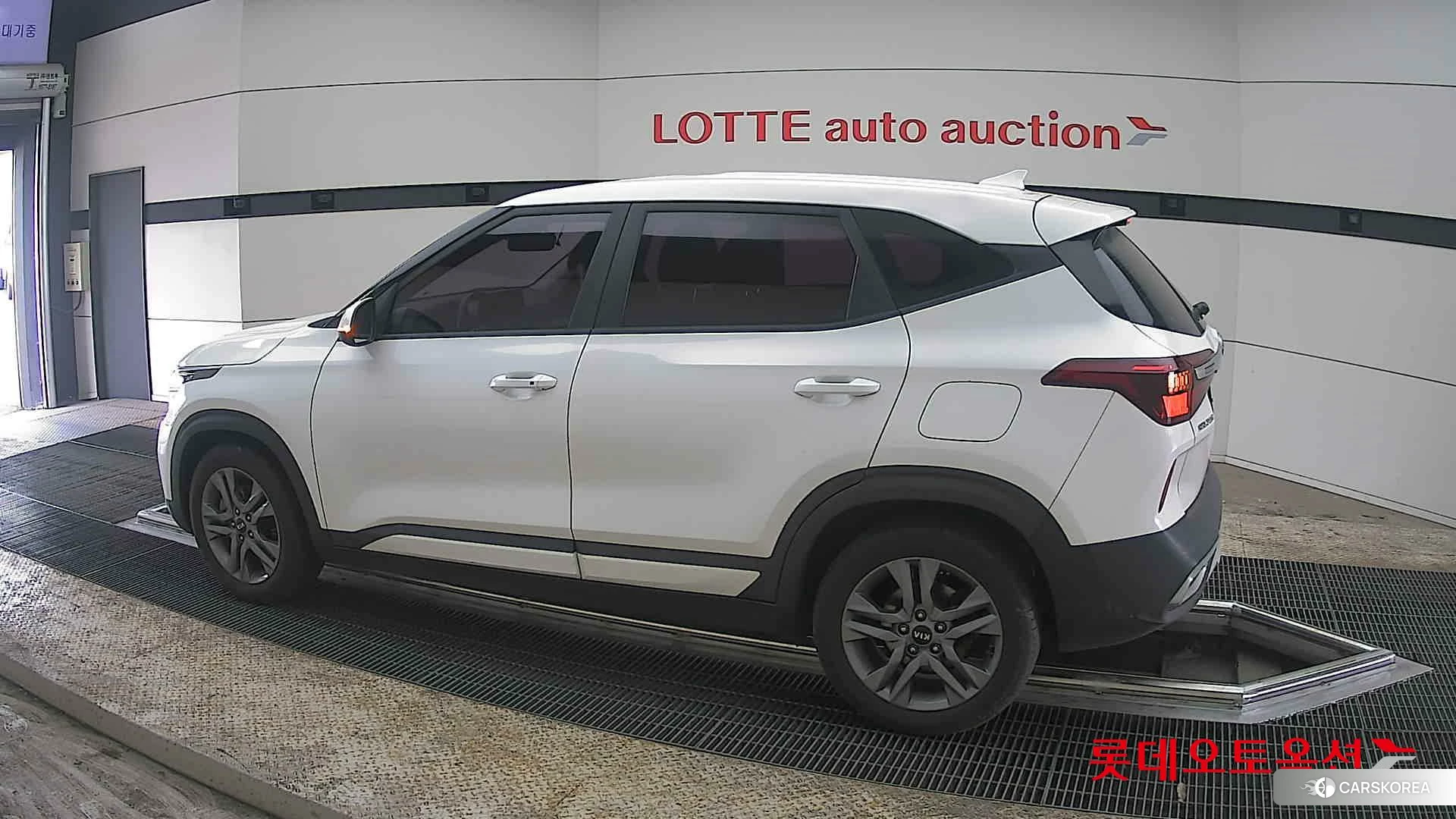 Kia Seltos 2020 Snow White Pearl (optional) из Кореи, фото 2