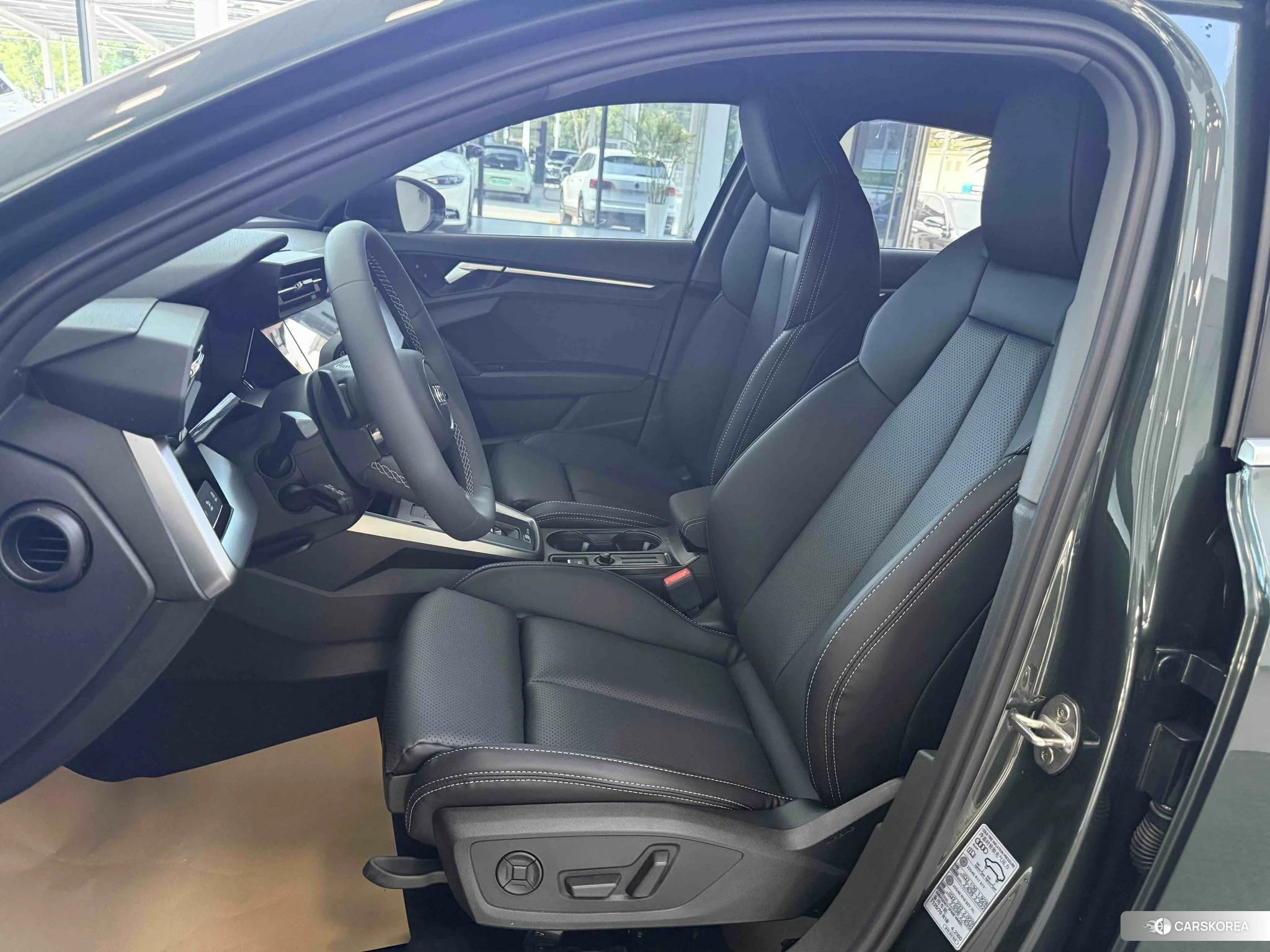Audi A3 2022 Зеленый из Китая, фото 2