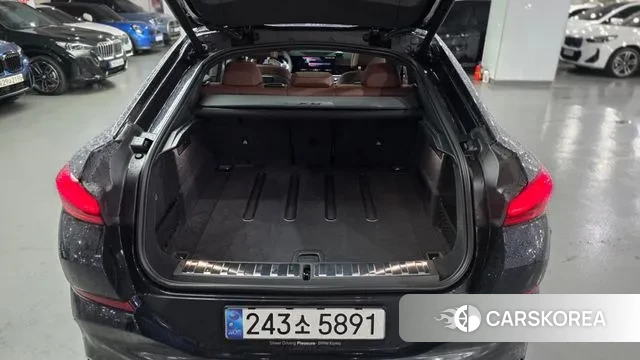 BMW X6 (G06) 2025 Черный из Кореи, фото 2