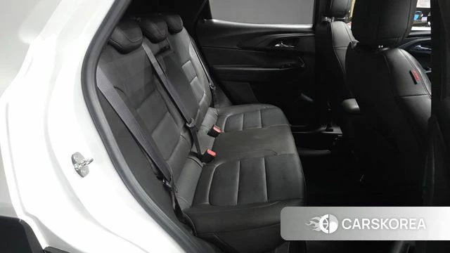 Chevrolet (GM Daewoo) Trailblazer 2023 Белый из Кореи, фото 2