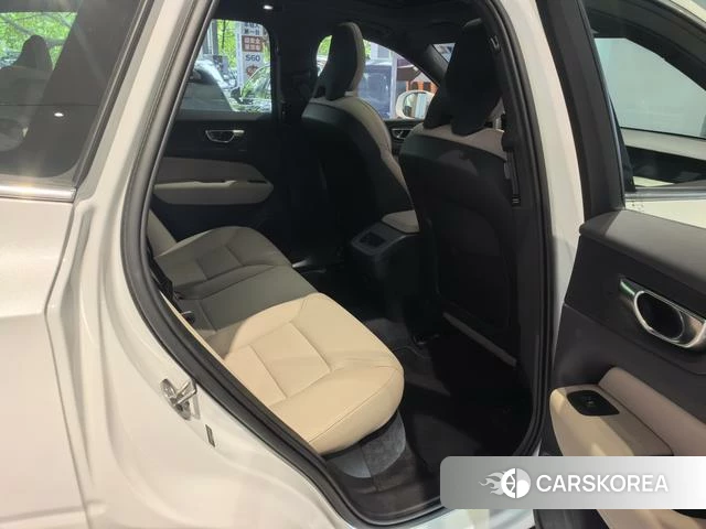 Volvo XC60 2026 Белый из Китая, фото 2
