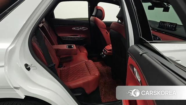 Genesis GV70 2021 Белый из Кореи, фото 2