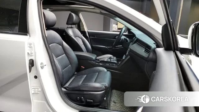 Kia K7 Premier 2020 Белый из Кореи, фото 2