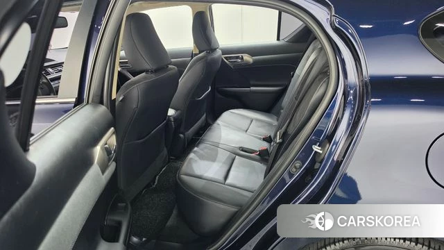 Lexus CT200h 2018 Синий из Кореи, фото 2