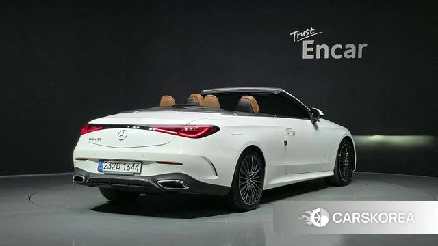 Mercedes-Benz CLE-Class C236 2024 Белый из Кореи, фото 2