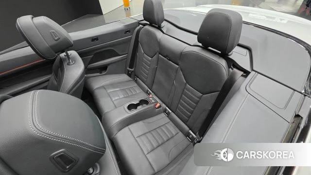 BMW 4 Series (G22) 2022 Белый из Кореи, фото 2