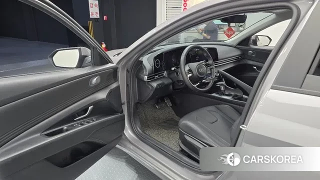 Hyundai Avante (CN7) 2020 Серебряный из Кореи, фото 2