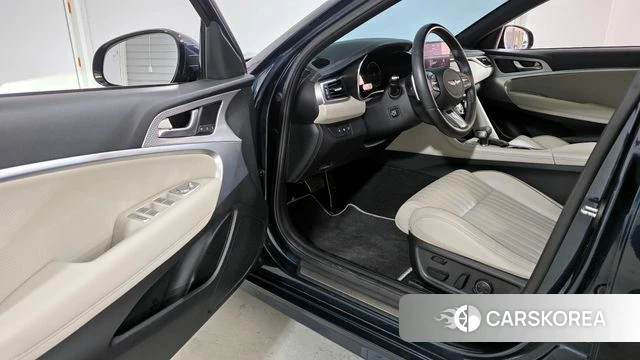 Genesis The New G70 id 4593566 из Кореи 2
