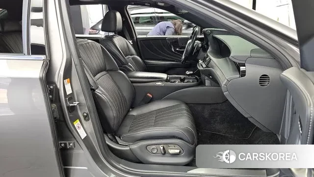 Lexus LS500 5th generation 2018 Серый из Кореи, фото 2