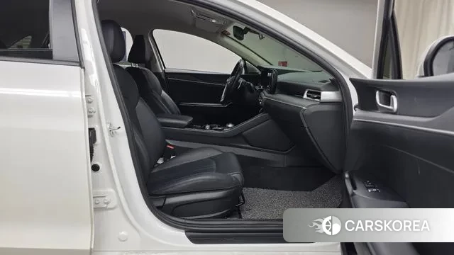 Kia K5 3rd generation 2021 Белый из Кореи, фото 2