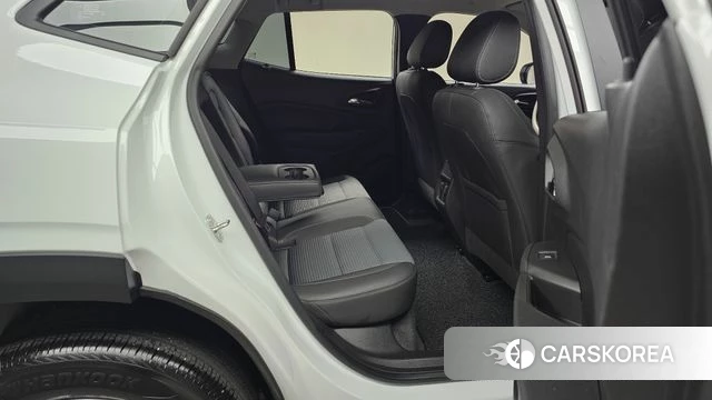 Chevrolet (GM Daewoo) Trax Crossover 2023 Белый из Кореи, фото 2