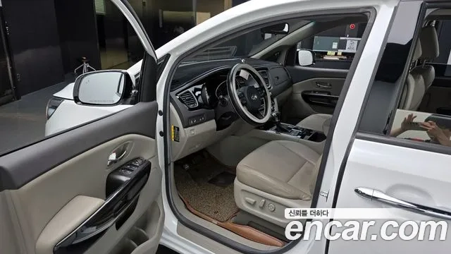 Kia All New Carnival 2018 Белый из Кореи, фото 2
