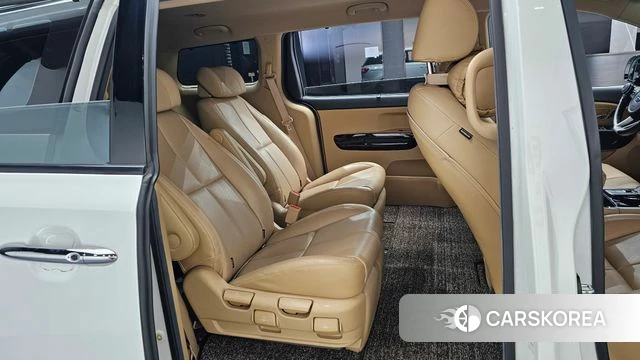 Kia The New Carnival 2019 Белый из Кореи, фото 2