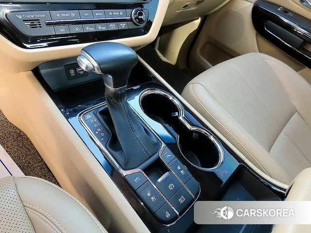 Kia The New Carnival 2018 Черный из Кореи, фото 2