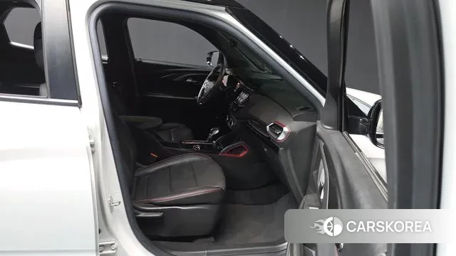 Chevrolet (GM Daewoo) Trailblazer 2022 Белый из Кореи, фото 2