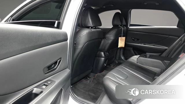 Hyundai The New Avante (CN7) 2024 Белый из Кореи, фото 2