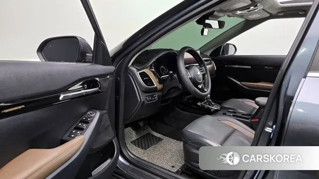 Kia Seltos 2021 Серый из Кореи, фото 2