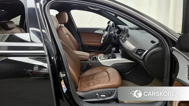 Audi New A6 2018 Черный из Кореи, фото 2