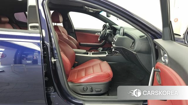 Kia Stinger 2018 Синий из Кореи, фото 2