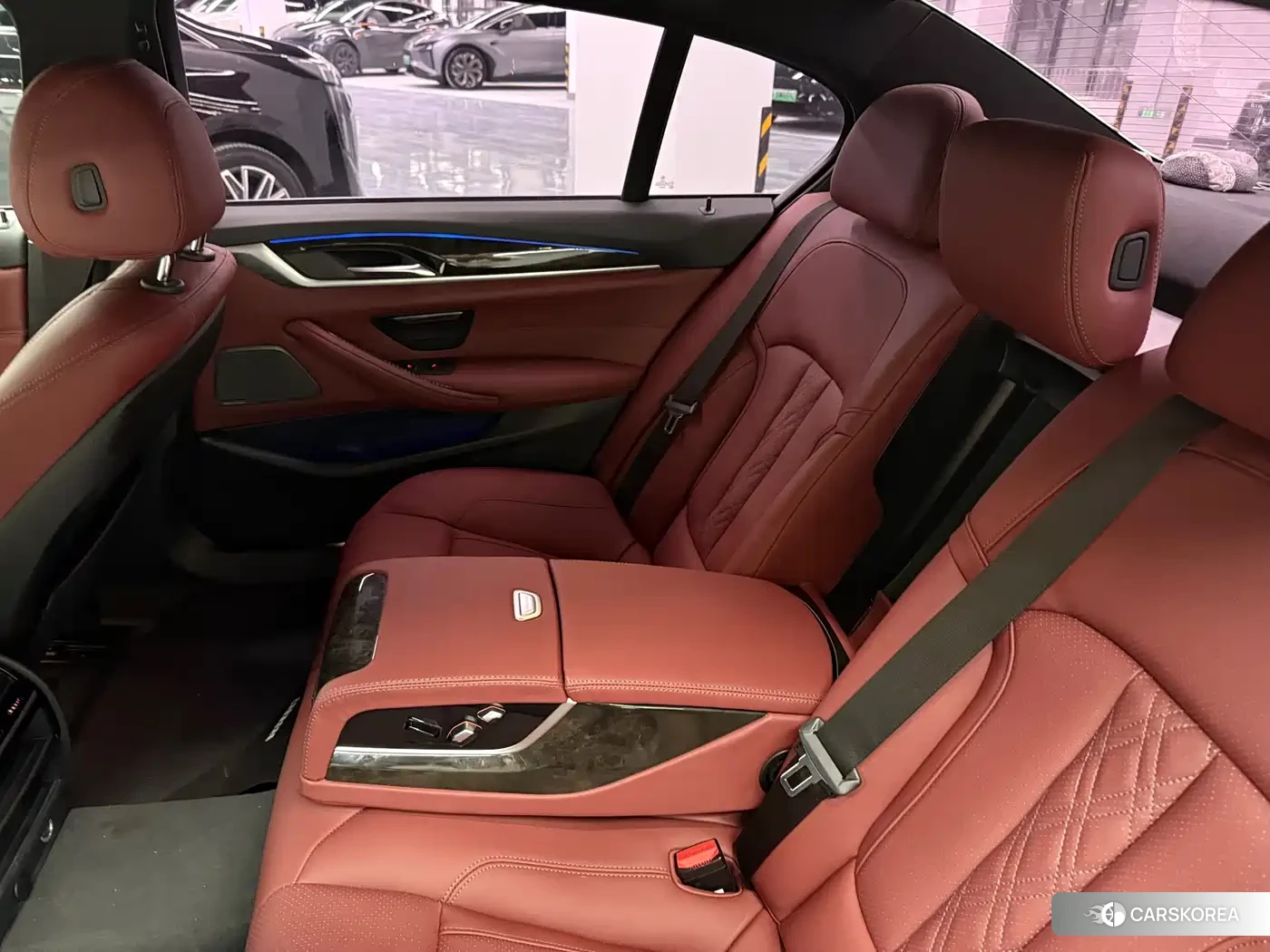 BMW 5 series 2018 Черный из Китая, фото 2